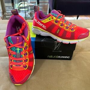 Salming Enroute Shoe size 6.5 NIB pink orange
